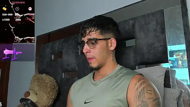 iamcamiloo  online show from 09-12-25, 05:40