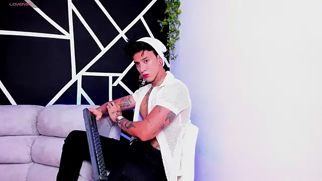 JUSTIN FULLER1 online show from 02-17-25, 11:31