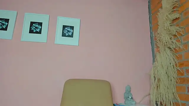 Snapshot of salavictoria chatting on 01-04-25, 06:51 salavictoria online show from 01-04-25, 06:51