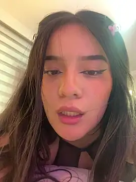 Snapshot of babee_sophie chatting on 03-15-25, 09:41 babee sophie online show from 03-15-25, 09:41