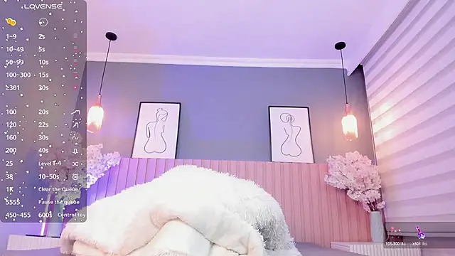Snapshot of babee_sophie chatting on 10-09-25, 03:15 babee sophie online show from 10-09-25, 03:15
