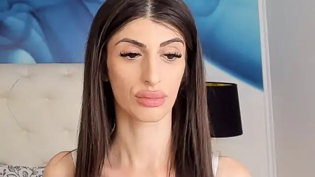 SkinnyDolly online show from 02-17-25, 09:41