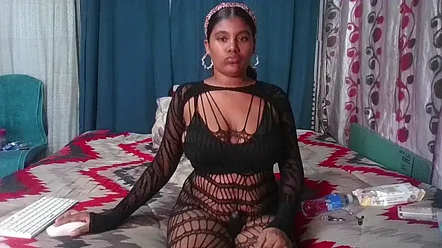 Snapshot of Lilmisskay18 chatting on 04-29-26, 11:36 Lilmisskay18 online show from 04-29-26, 11:36