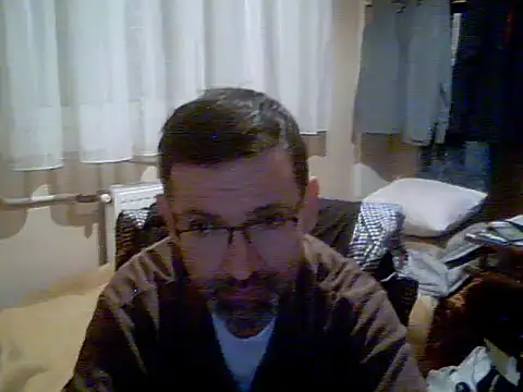 Snapshot of Gaberinci48 chatting on 11-28-25, 04:42 Gaberinci48 online show from 11-28-25, 04:42
