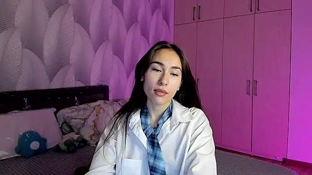 Snapshot of Bambiii_bby chatting on 12-12-24, 02:15 Bambiii bby online show from 12-12-24, 02:15