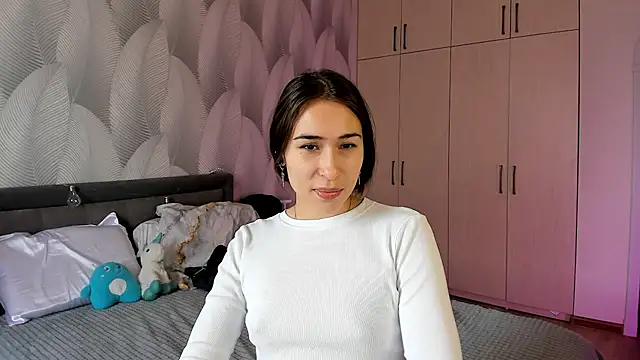 Snapshot of Bambiii_bby chatting on 12-18-24, 05:37 Bambiii bby online show from 12-18-24, 05:37