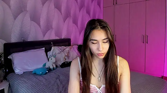 Snapshot of Bambiii_bby chatting on 01-20-25, 03:15 Bambiii bby online show from 01-20-25, 03:15