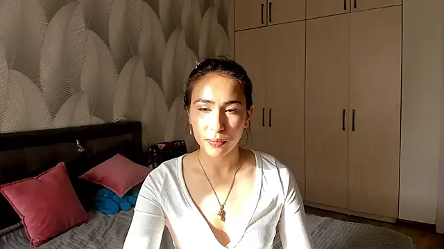 Snapshot of Bambiii_bby chatting on 09-25-25, 02:37 Bambiii bby online show from 09-25-25, 02:37