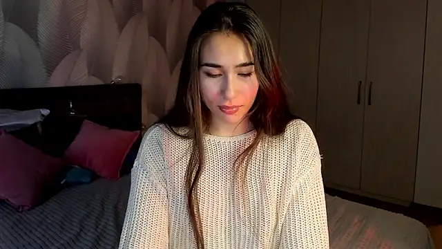 Snapshot of Bambiii_bby chatting on 11-03-25, 02:02 Bambiii bby online show from 11-03-25, 02:02