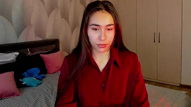 Snapshot of Bambiii_bby chatting on 11-07-25, 03:06 Bambiii bby online show from 11-07-25, 03:06