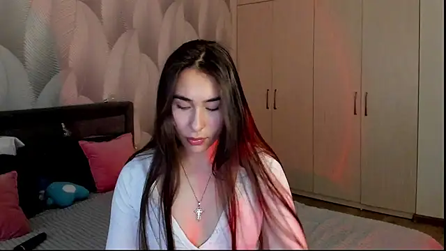 Snapshot of Bambiii_bby chatting on 12-05-25, 03:26 Bambiii bby online show from 12-05-25, 03:26