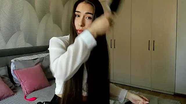 Bambiii bby online show from 06-01-26, 06:48
