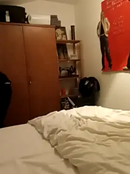 crems77 online show from 01-08-26, 04:04