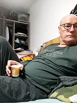 bogland33 online show from 03-28-26, 10:09