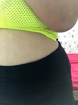 Snapshot of ahross chatting on 09-15-25, 10:26 ahross online show from 09-15-25, 10:26