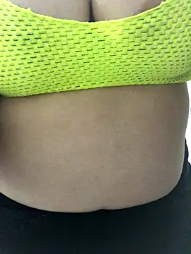 Snapshot of ahross chatting on 11-01-25, 10:50 ahross online show from 11-01-25, 10:50