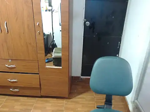 carolina linarez69 online show from 09-21-25, 08:32