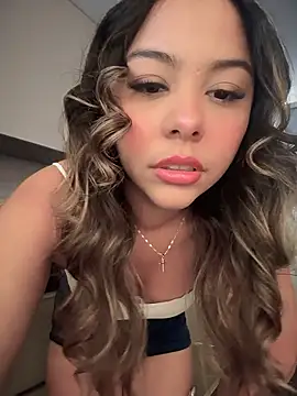 tuckersabrina online show from 01-09-26, 01:03