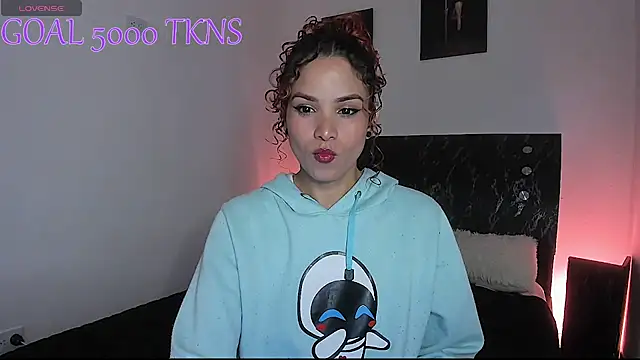 Snapshot of anna__duff chatting on 05-12-26, 12:24 anna duff online show from 05-12-26, 12:24