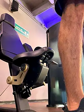 Snapshot of dantedesirexx chatting on 11-23-25, 05:57 dantedesirexx online show from 11-23-25, 05:57