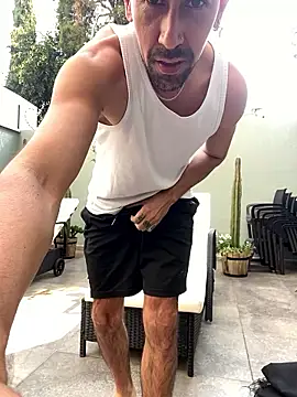 Snapshot of dantedesirexx chatting on 01-10-26, 05:15 dantedesirexx online show from 01-10-26, 05:15