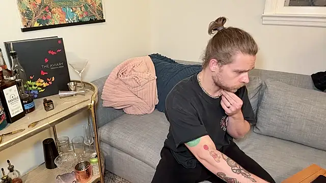 Snapshot of DaddydayDrinkzz chatting on 12-05-24, 07:05 DaddydayDrinkzz online show from 12-05-24, 07:05