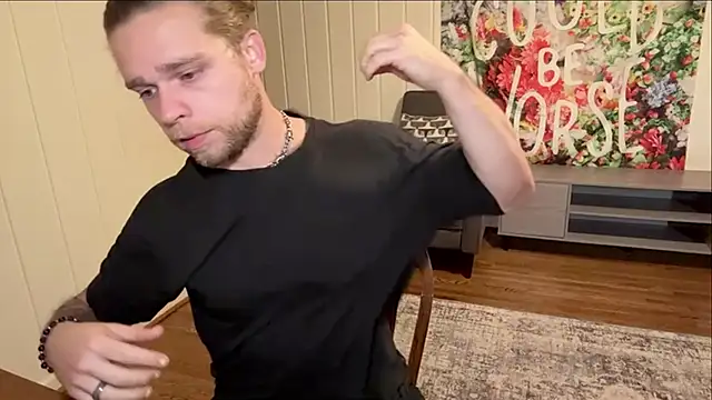 Snapshot of DaddydayDrinkzz chatting on 11-02-25, 05:54 DaddydayDrinkzz online show from 11-02-25, 05:54