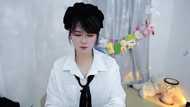 Snapshot of Fan_ting chatting on 11-29-25, 02:47 Fan ting online show from 11-29-25, 02:47