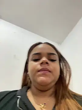 Snapshot of Evabigass chatting on 04-20-26, 12:19 Evabigass online show from 04-20-26, 12:19