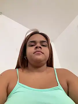 Snapshot of Evabigass chatting on 07-02-26, 12:33 Evabigass online show from 07-02-26, 12:33