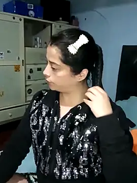 Elvishcassie  online show from 03-09-25, 11:46