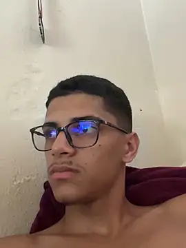 Snapshot of Naka300 chatting on 02-10-25, 07:07 Naka300 online show from 02-10-25, 07:07