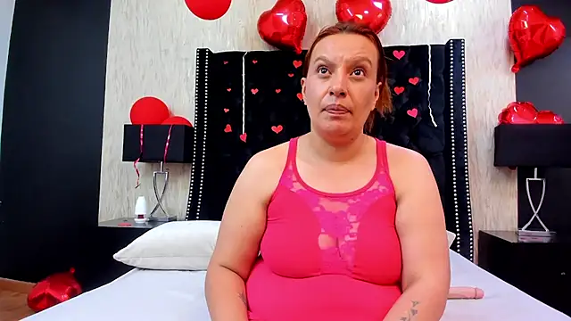 RoxieJackson online show from 02-09-25, 05:01