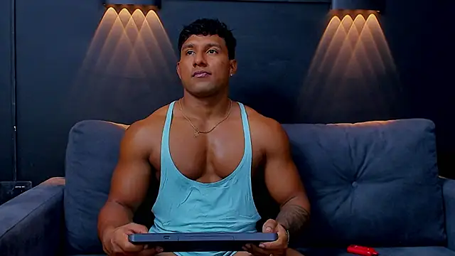 CallumMuscle online show from 02-05-25, 02:51