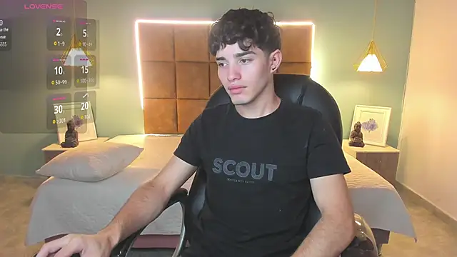 AlejooTwink online show from 11-27-25, 01:51