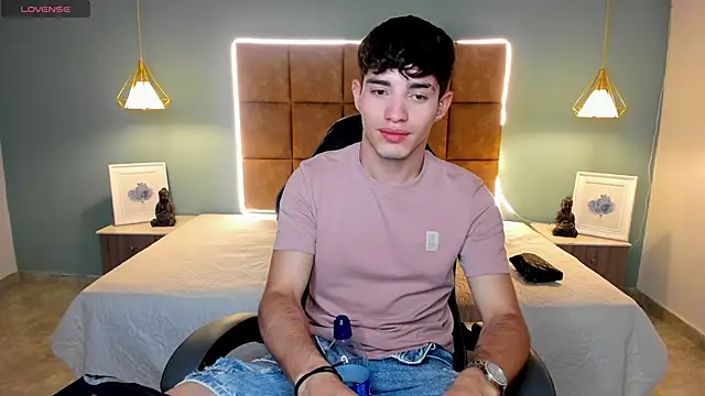 AlejooTwink online show from 03-03-26, 01:34