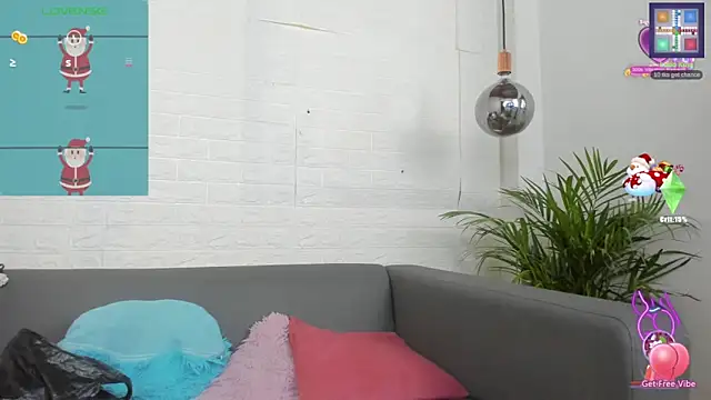 Layla 707 online show from 12-30-24, 01:58