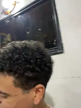 Snapshot of Leo_bunny_hot chatting on 01-08-25, 10:58 Leo bunny hot online show from 01-08-25, 10:58