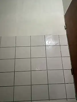 Snapshot of Leo_bunny_hot chatting on 01-23-25, 11:36 Leo bunny hot online show from 01-23-25, 11:36