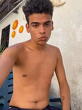 Snapshot of Leo_bunny_hot chatting on 03-01-25, 07:26 Leo bunny hot online show from 03-01-25, 07:26