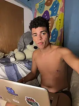 Snapshot of Leo_bunny_hot chatting on 03-22-25, 12:49 Leo bunny hot online show from 03-22-25, 12:49