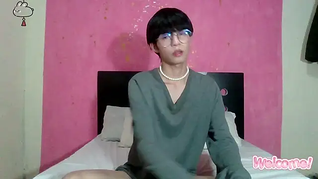 Snapshot of seung_vinblue chatting on 12-12-24, 11:03 seung vinblue online show from 12-12-24, 11:03