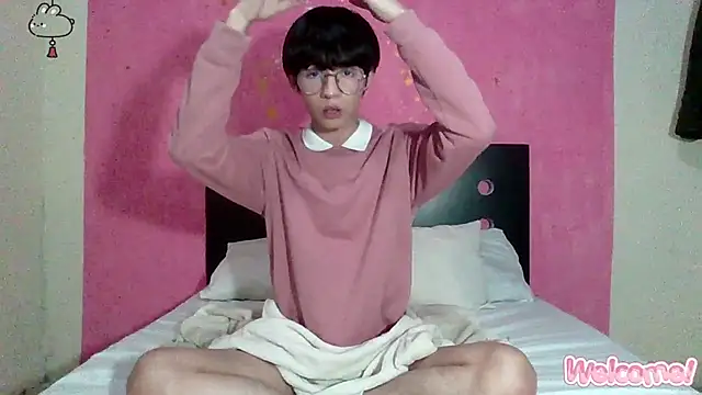 Snapshot of seung_vinblue chatting on 12-20-24, 10:54 seung vinblue online show from 12-20-24, 10:54