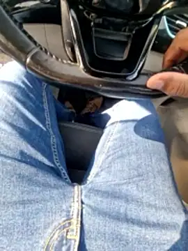 Snapshot of vivanpraj999 chatting on 12-14-25, 04:07 vivanpraj999 online show from 12-14-25, 04:07