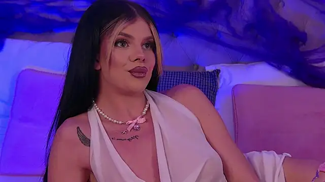 IvyRaven online show from 10-22-25, 05:56