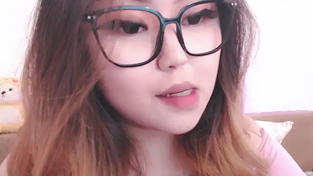 amelia sunlight online show from 04-25-26, 05:21