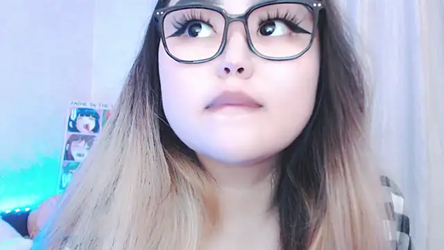 Snapshot of amelia_sunlight chatting on 05-27-26, 03:42 amelia sunlight online show from 05-27-26, 03:42