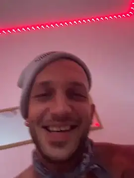 Alaya2006 online show from 11-17-25, 10:43