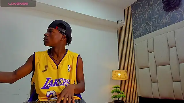 chimi88 online show from 03-10-25, 11:32