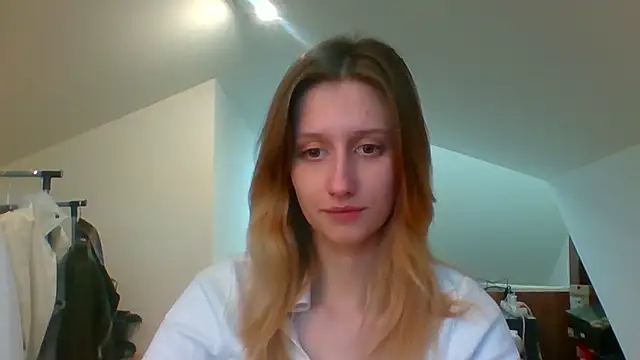 LUNA delight online show from 01-17-25, 02:39